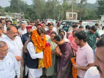Anurag Thakur Distributes Sports Kits to 385 Players in Nadaun