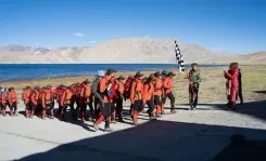 एनसीसी गर्ल्स ने 'अपराजिता-परांग ला 2026' में 30 दिन, 250 किमी बर्फीला सफर तय कर लद्दाख फतह किया