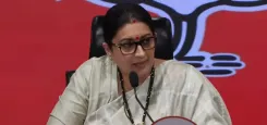 चुनाव आयोग पर कांग्रेस के हमले पर स्मृति ईरानी का पलटवार: 'हार की समीक्षा करो, संस्थाओं पर नहीं'