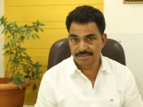 क्या सयाजी शिंदे अपनी जान देंगे, लेकिन पेड़ों को कटने नहीं देंगे?