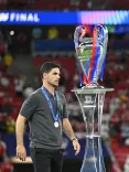 Arteta's contract extension 'a big push for everyone,' says Arsenal captain Odegaard
