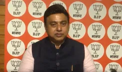 जफर इस्लाम का ओवैसी पर हमला: 'बांटने की राजनीति बंद करें, भारत धर्मशाला नहीं'