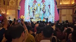 संधि पूजा 2026: कोलकाता समेत पश्चिम बंगाल के पंडालों में 48 मिनट के पावन काल में हुई चामुंडा आराधना