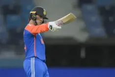 एशिया कप : बांग्लादेशी गेंदबाजों पर कहर बनकर टूटे अभिषेक शर्मा रहे 'प्लेयर ऑफ द मैच', लगातार दूसरे मैच में जीता खिताब 