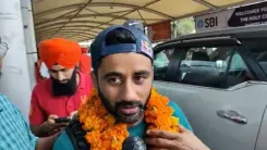 एशिया कप जीतकर अमृतसर लौटे दिलप्रीत सिंह, एयरपोर्ट पर भव्य स्वागत