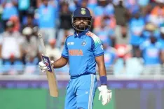 एशिया कप के लिए श्रेयस अय्यर की जगह बनाई जा सकती थी : आकाश चोपड़ा