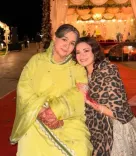 क्या अवनीत कौर ने फरीदा जलाल संग खूबसूरत लम्हे साझा किए हैं?