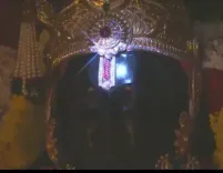 अयोध्या : अभिजीत मुहूर्त में रामलला का दिव्य ‘सूर्य तिलक’,श्रद्धालु भावविभोर