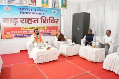 बिहार बाढ़: CM सम्राट चौधरी का पश्चिम चंपारण में हवाई सर्वेक्षण, दशहरे से पहले ₹7,000 की सहायता का निर्देश