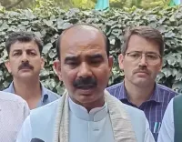 क्या हिमाचल प्रदेश में बारिश से क्षतिग्रस्त फोरलेन और हाईवे फिर से बनाए जाएंगे?