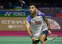 लक्ष्य सेन ने BWF वर्ल्ड चैंपियनशिप 2026 में कॉलिन्स फिलिमोन को 16-21, 21-8, 21-4 से हराया