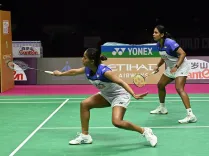 BWF वर्ल्ड चैंपियनशिप 2026: ट्रीसा-गायत्री का ऐतिहासिक ब्रॉन्ज, सेमीफाइनल में चीनी जोड़ी से 21-18, 13-21, 8-21 की हार