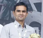 'बैड्स ऑफ बॉलीवुड' विवाद: दिल्ली हाईकोर्ट ने शाहरुख खान की कंपनी और नेटफ्लिक्स को भेजा समन