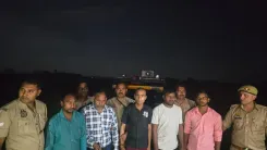 बलिया में पुलिस की चोरों से हुई मुठभेड़, सात अपराधी गिरफ्तार