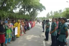 Bangladesh: Garment factory workers stage protest over suspension of employees