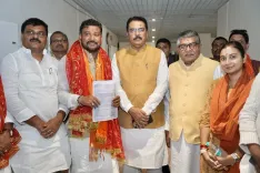 बांकीपुर विधानसभा उपचुनाव: भाजपा प्रत्याशी अभिषेक कुमार बंटी ने किया नामांकन, एनडीए को जीत का भरोसा