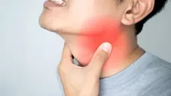 बार-बार गले में दर्द? हो सकता है टॉन्सिल्स की समस्या, जानें उपाय