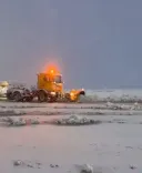 क्या बर्फबारी के कारण श्रीनगर में हवाई सेवाएं प्रभावित हो गई हैं?