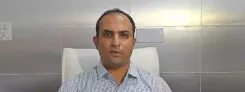सूरत में भारी बारिश के बीच रेड अलर्ट, डीएम तेजश परमार बोले — हालात नियंत्रण में