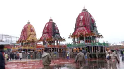 पुरी रथयात्रा 2025: बारिश में भी लाखों भक्तों की आस्था अटल, 'जय जगन्नाथ' से गूंजा पूरा शहर