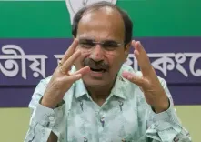 बंगाल के लोगों को धोखा दे रही ममता बनर्जी की सरकार: अधीर रंजन चौधरी