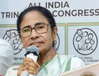 ममता बनर्जी का BJP सरकार पर हमला: 'बंगाल में बुलडोजर राजनीति नहीं चलेगी'