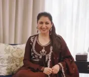 Bhagyashree's Dussehra message: Burn inner evils, not just Ravan