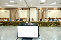 भारत-नेपाल सीमा सुरक्षा: CM सम्राट चौधरी ने घुसपैठ, नशा तस्करी रोकने को केंद्र-बिहार समन्वय का दिया निर्देश