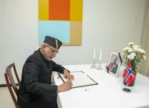 किंग हेराल्ड पंचम को श्रद्धांजलि: उपराष्ट्रपति राधाकृष्णन ने नॉर्वेजियन दूतावास में दर्ज किए शोक संदेश