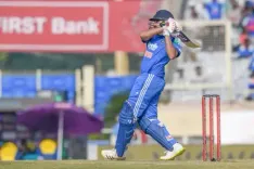 भारत-साउथ अफ्रीका वनडे सीरीज: सिर्फ 3 मुकाबलों में 63 छक्के, 5 बल्लेबाजों ने लगाए 6 शतक