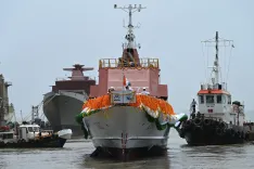 क्या भारतीय तटरक्षक का नया जहाज आईसीजीएस 'अदम्य' आत्मनिर्भर भारत का प्रतीक है?