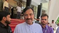 अंग्रेजी को छोड़कर हिंदी पर विवाद दुर्भाग्यपूर्ण : भाजपा नेता सुधीर मुनगंटीवार