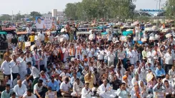 क्या इंदौर में किसानों ने विशाल ट्रैक्टर रैली निकालकर मुख्यमंत्री का आभार व्यक्त किया?