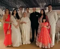 Did Big B Just Share a Heartwarming Family Photo for Diwali?