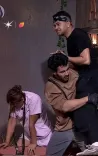 बिग बॉस 19 : कैप्टेंसी टास्क में भिड़े दो दोस्त अभिषेक बजाज और आवेज दरबार, हाथापाई की आई नौबत 