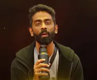 क्या प्रणीत मोरे ने कहा, 'गौरव खन्ना ट्रॉफी के लिए परफेक्ट इंसान'?