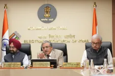 क्या बिहार चुनाव के पर्यवेक्षकों के साथ चुनाव आयोग की बैठक ने निष्पक्ष मतदान सुनिश्चित किया?