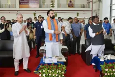 Bihar CM Office Vows Aviation, Tourism Push for State Growth