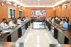 Bihar CM Orders District Hospital Upgrades, Patna Ayurvedic College Modernisation