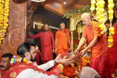 Bihar CM Samrat Choudhary offers prayers on Mahanavami