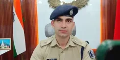 बिहार: फर्जी IAS बनकर ठगी करने वाला मनीष गुप्ता गिरफ्तार, टेस्ला-टाटा सफारी और 31 लीटर विदेशी शराब बरामद