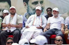 क्या बिहार महागठबंधन में 'मुख्यमंत्री' और 'उपमुख्यमंत्री' चेहरे को लेकर तकरार बढ़ रही है?