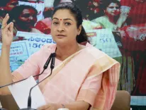 क्या बिहार में 23 लाख महिलाओं के वोट काटे गए हैं, जिससे संविधान और लोकतंत्र पर हमला हुआ है?