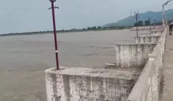 बिहार बाढ़ अपडेट: गंडक बैराज पर 1,06,600 क्यूसेक प्रवाह, गंगा-कोसी खतरे के निशान से ऊपर