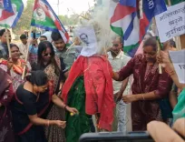 बिहार: नारी शक्ति वंदन अधिनियम के खिलाफ लोजपा (आर) का प्रदर्शन और महिला सशक्तिकरण की मांग