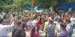 Bihar BPSC TRE-4 protests: Students clash with police near CM's residence in Patna