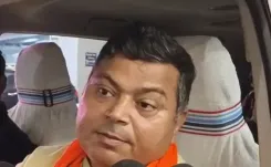 क्या केंद्रीय मंत्री राजभूषण चौधरी ने महागठबंधन पर परिवारवाद का आरोप लगाया?