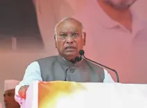 खड़गे का BJP पर तंज: 'SIR अब फ्रेंकस्टीन मॉन्स्टर, आडवाणी-जयशंकर को भी नोटिस'
