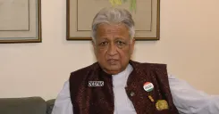 खामेनेई के जनाजे पर पूर्व राजदूत दीपक वोहरा: 'ईरान ने मातम को राजनीतिक मंच बना दिया'