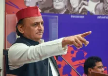 अखिलेश यादव का योगी सरकार पर प्रहार: ब्रिक्स समिट, गुंडा एक्ट और UP की कानून-व्यवस्था पर उठाए सवाल